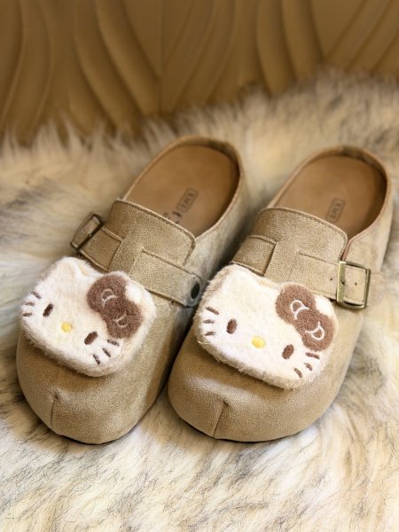 بابوج شتوي جلد