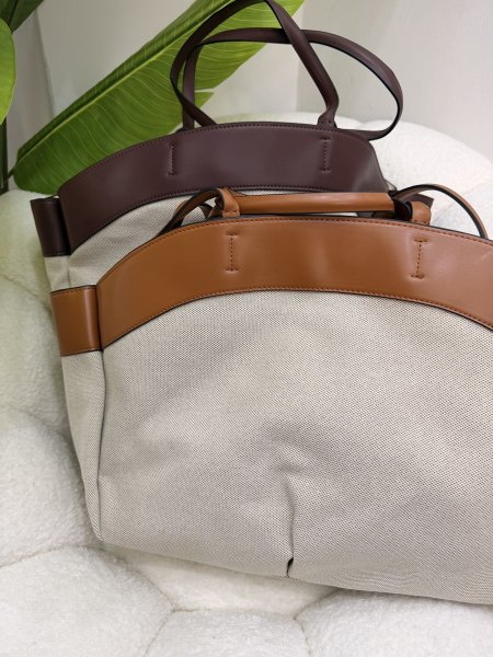 شنطة زارا حجم كبير