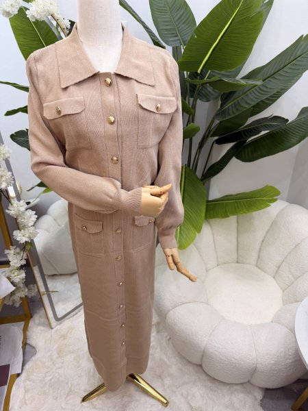 طقم صوف قطعتين - تنورة