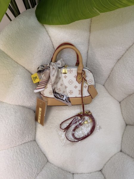 شنطة يد Kicon مع سكارف