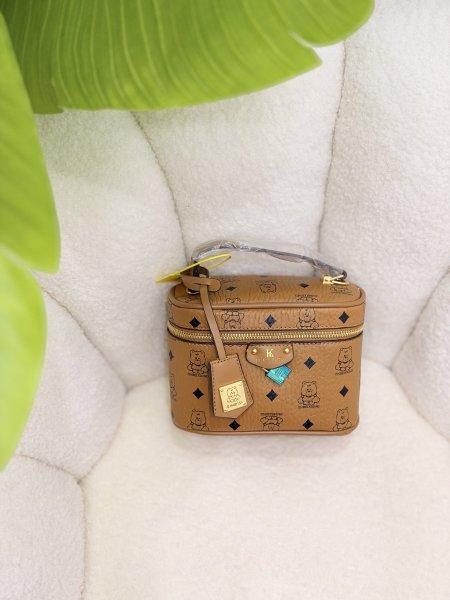 شنطة كروس Bear 🐻